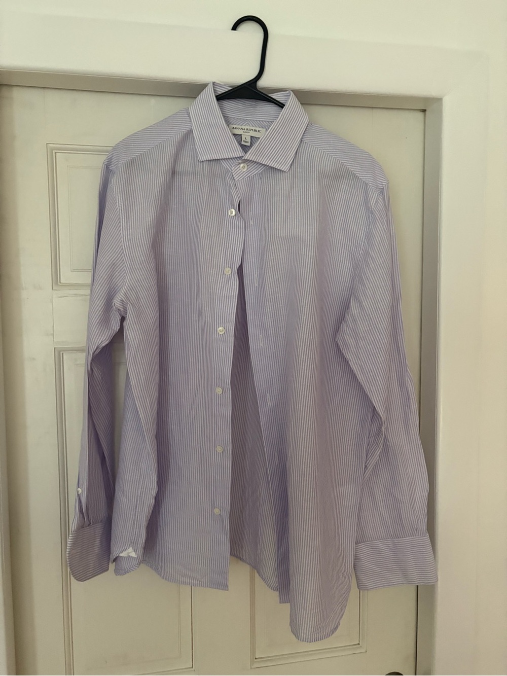 Banana Republic Men's Light Lavender Pinstripe Dress Shirt